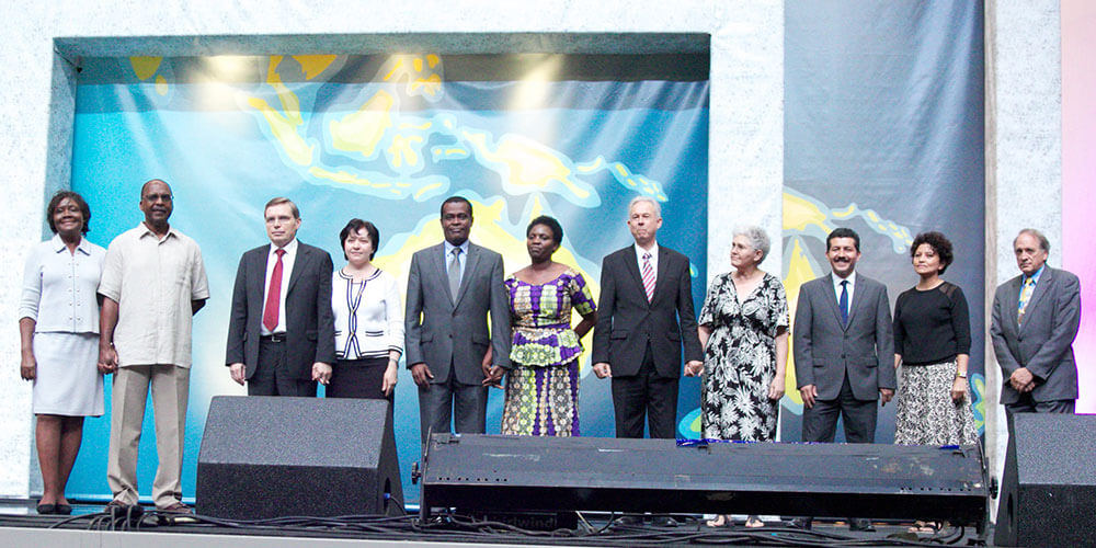 os-6-vice-presidentes-no-palco-da-assembleia