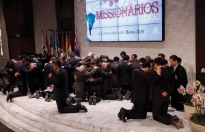 Escolhidos e preparados pela igreja da América do Sul, 28 famílias de missionários são dedicadas para servir em lugares onde o cristianismo exerce pouca ou nenhuma influência. Créditos: DSA