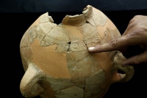As dez principais descobertas da arqueologia bíblica de 2015 - jarro de 3 mil anos