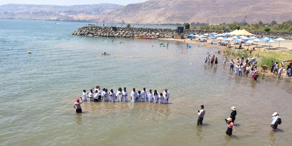 Batismo no Mar da Galiléia