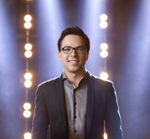 Daniel Lüdtke compôs sua primeira música aos 9 anos de idade. Hoje, já contabiliza mais de 200.