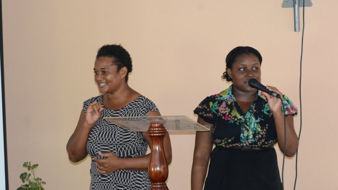 Primeira igreja de surdos da Jamaica